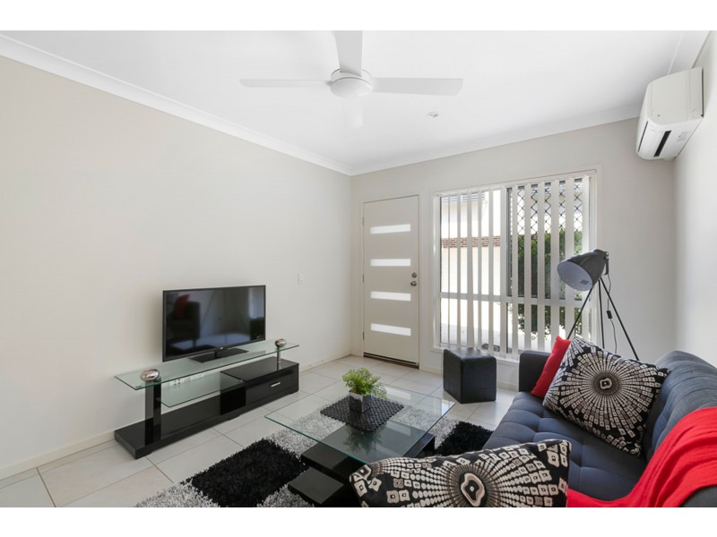 4/43 Surman Street East, Birkdale QLD 4159
