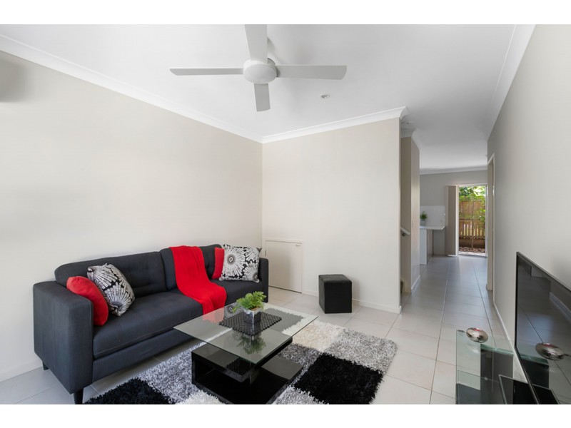 4/43 Surman Street East, Birkdale QLD 4159