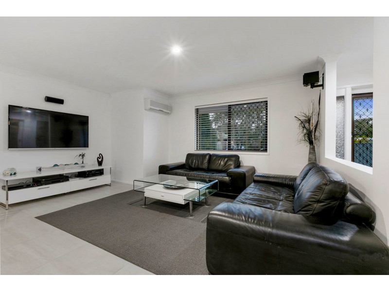 22 Tarcutta Street, Cleveland QLD 4163