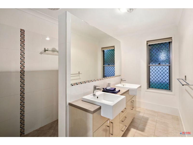 60 Jerrys Place, Thornlands QLD 4164