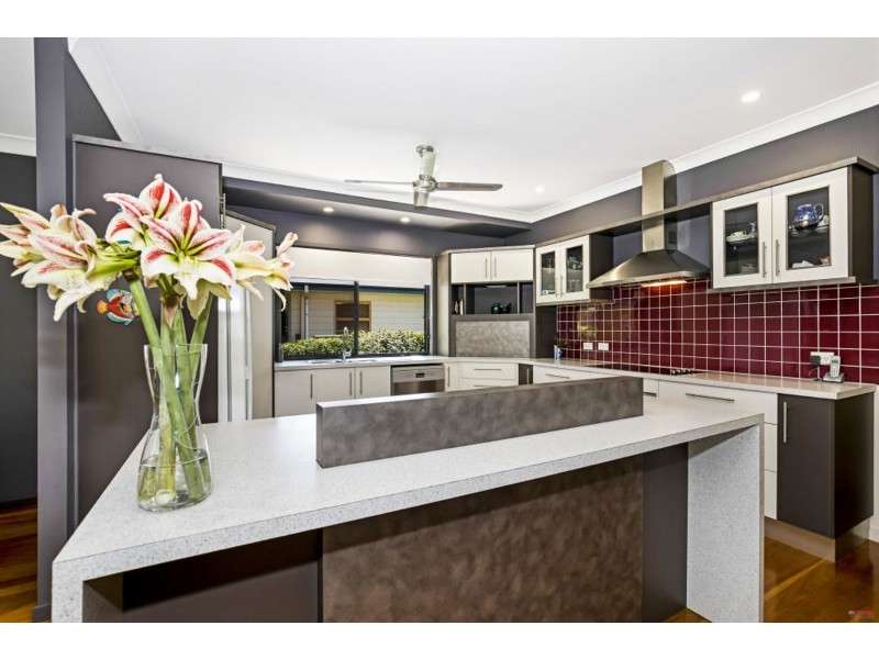 34 Lucy Street, Thorneside QLD 4158