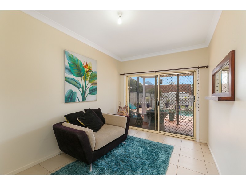 16 Gladstone St, Redland Bay QLD 4165