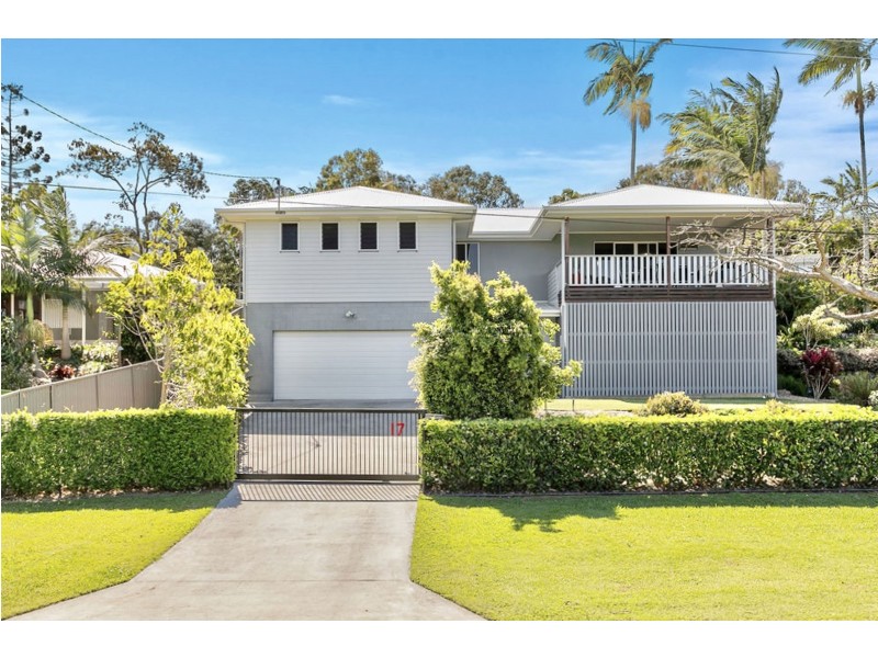 17 Pear Street, Redland Bay QLD 4165
