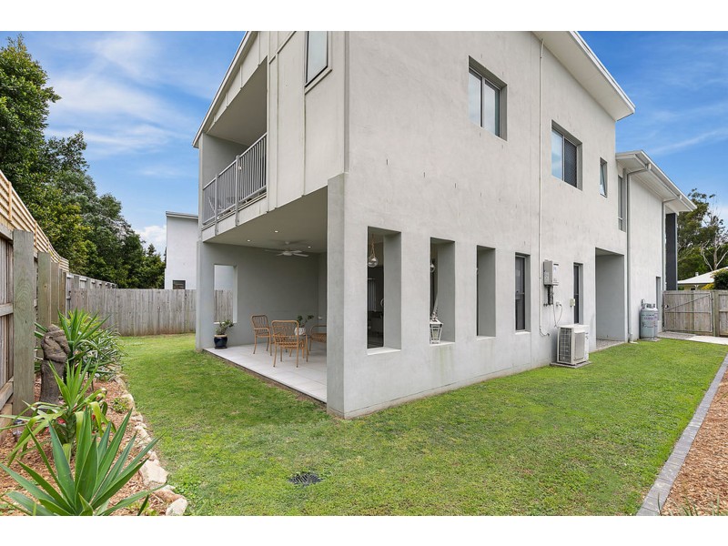 7B Bream Place, Redland Bay QLD 4165