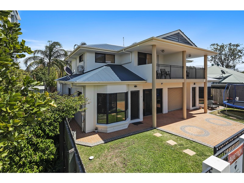 2/3 Henry Street, Wynnum QLD 4178