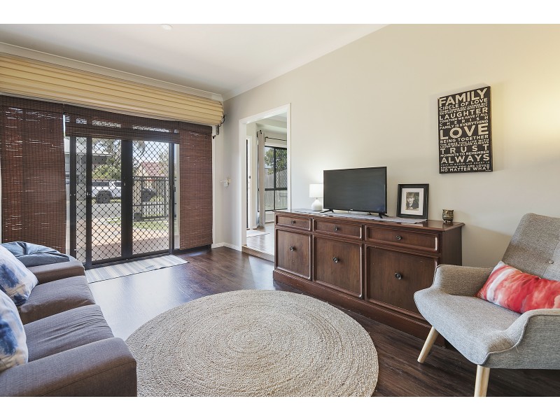 2/3 Henry Street, Wynnum QLD 4178