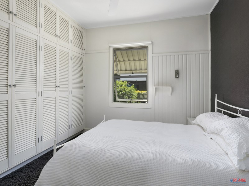 8 Church Street, Victoria Point QLD 4165