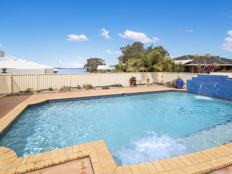 8 Church Street, Victoria Point QLD 4165