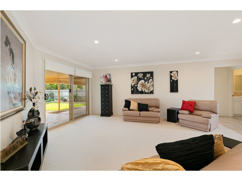 8 Amelia Place, Cleveland QLD 4163