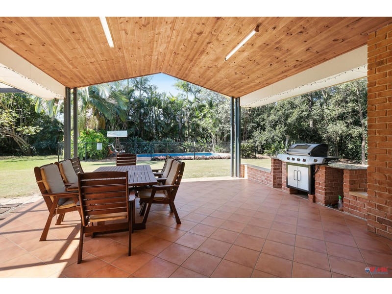 32-34 Dinwoodie Road, Thornlands QLD 4164