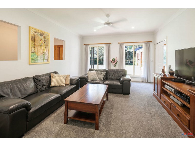 32-34 Dinwoodie Road, Thornlands QLD 4164