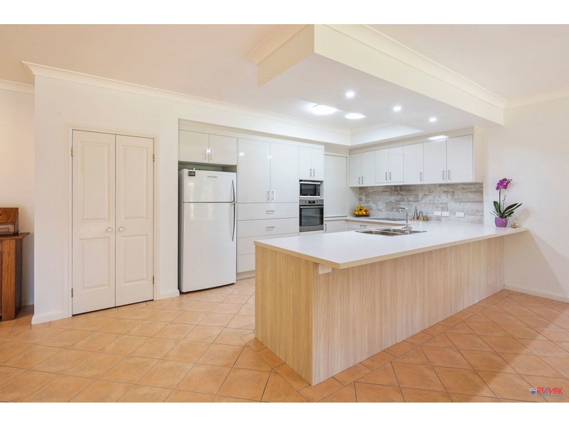 32-34 Dinwoodie Road, Thornlands QLD 4164