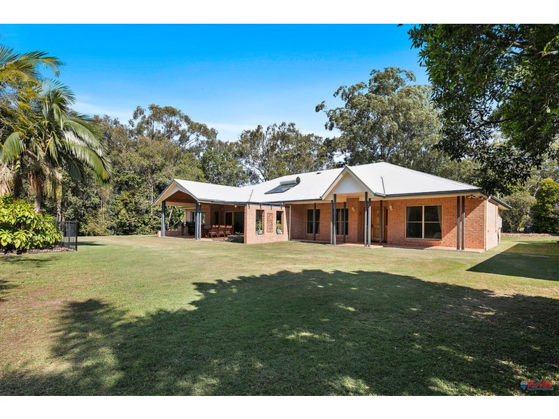 32-34 Dinwoodie Road, Thornlands QLD 4164