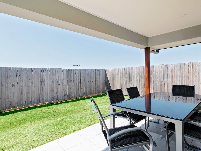 16 East Ridge Street, Thornlands QLD 4164