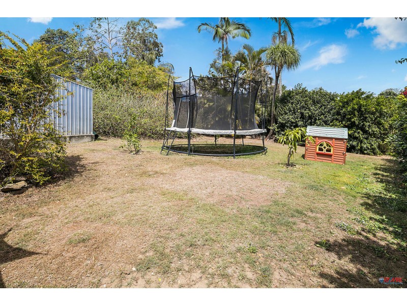 38 Auburn Street, Edens Landing QLD 4207