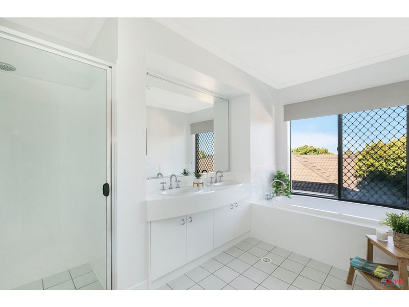 11 Water Gum Place, Thornlands QLD 4164