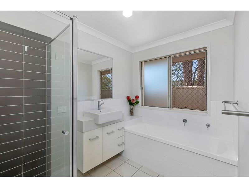 50 Rosella St, Wellington Point QLD 4160