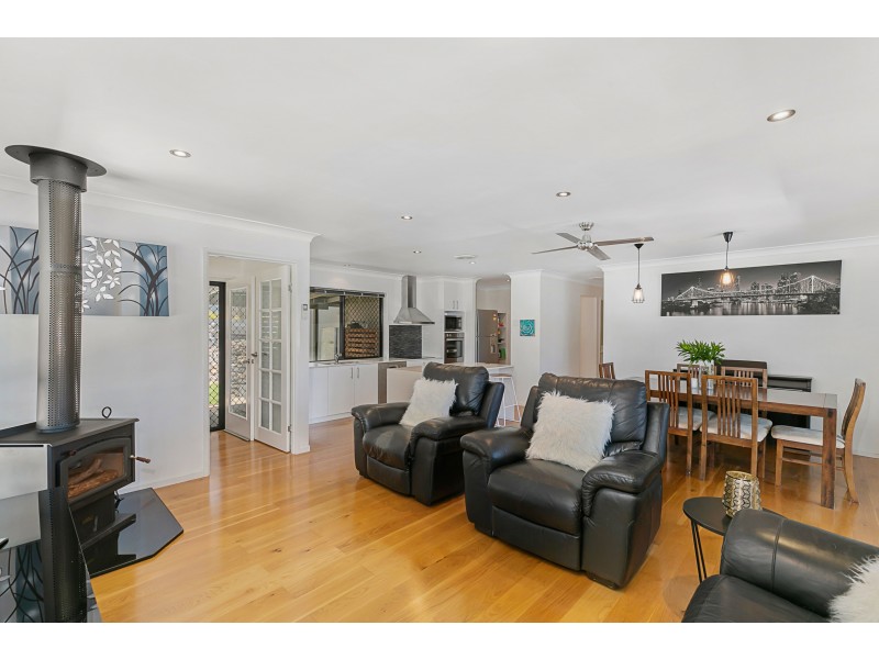 50 Rosella St, Wellington Point QLD 4160