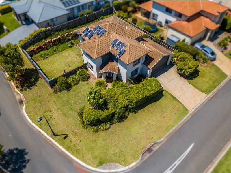 2 Shaw Place, Redland Bay QLD 4165
