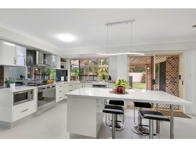 19 Bangalow Street, Victoria Point QLD 4165