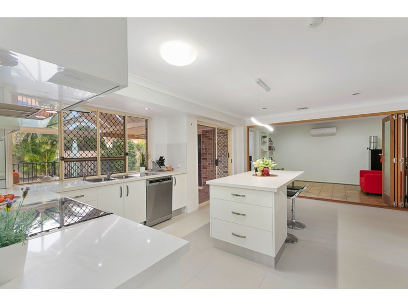 19 Bangalow Street, Victoria Point QLD 4165