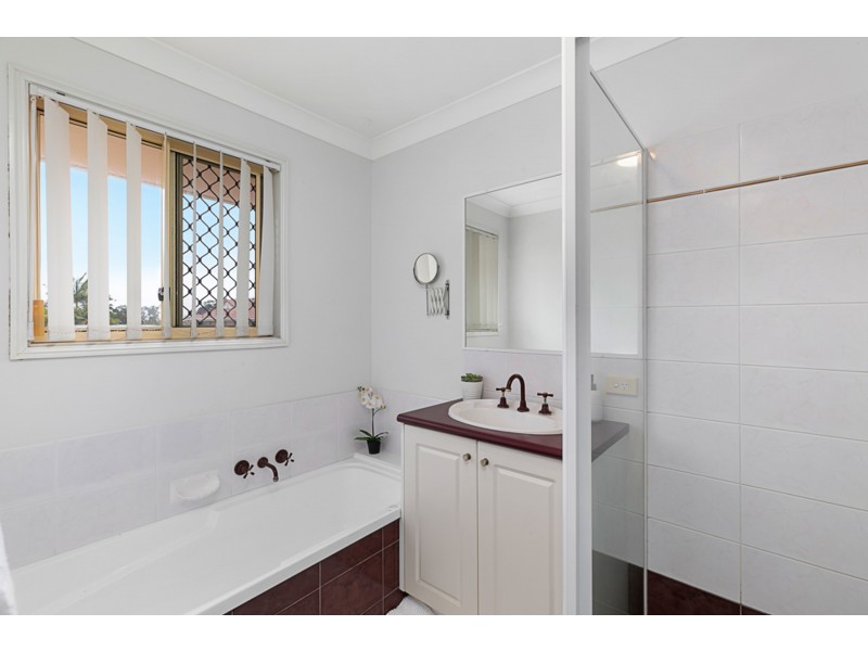 19 Bangalow Street, Victoria Point QLD 4165