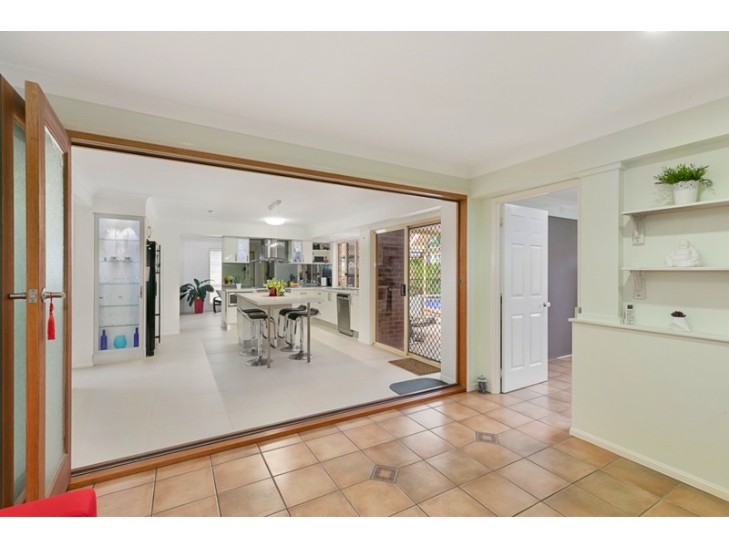 19 Bangalow Street, Victoria Point QLD 4165