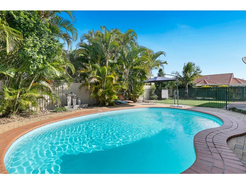 19 Bangalow Street, Victoria Point QLD 4165