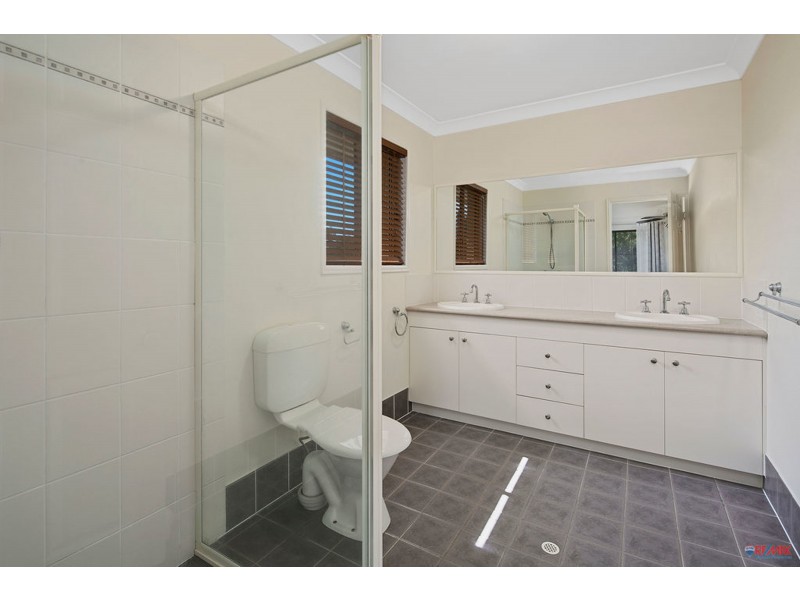 4 Thornlands Road, Thornlands QLD 4164