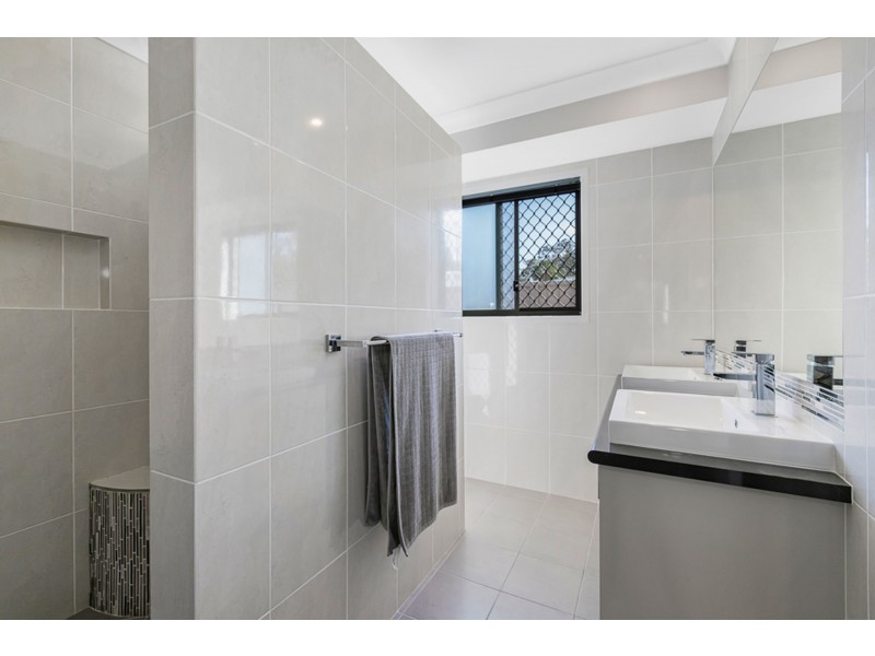 106 Bunker Road, Victoria Point QLD 4165