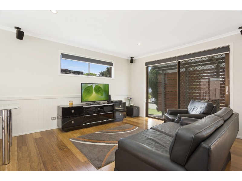 16 Wren Street, Birkdale QLD 4159