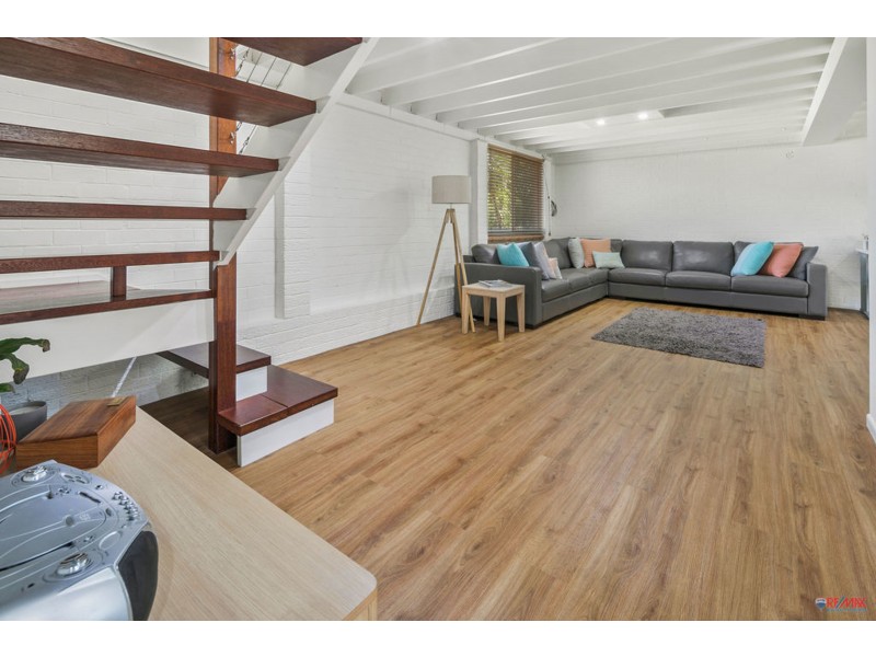 24 Bayford Street, Birkdale QLD 4159