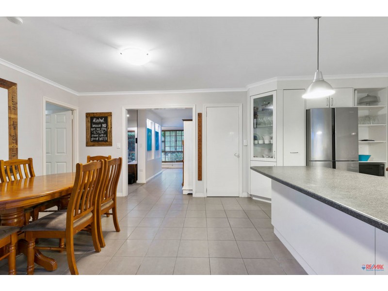 4 Merriott Court, Alexandra Hills QLD 4161