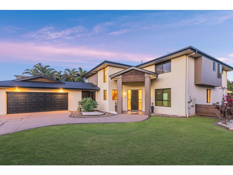 5 Bribie Close, Redland Bay QLD 4165