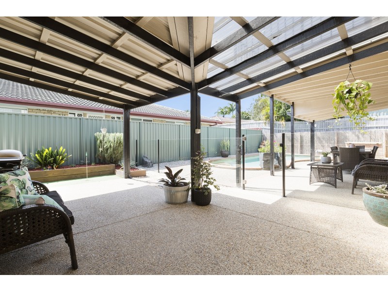 1 Riley Drive, Capalaba QLD 4157