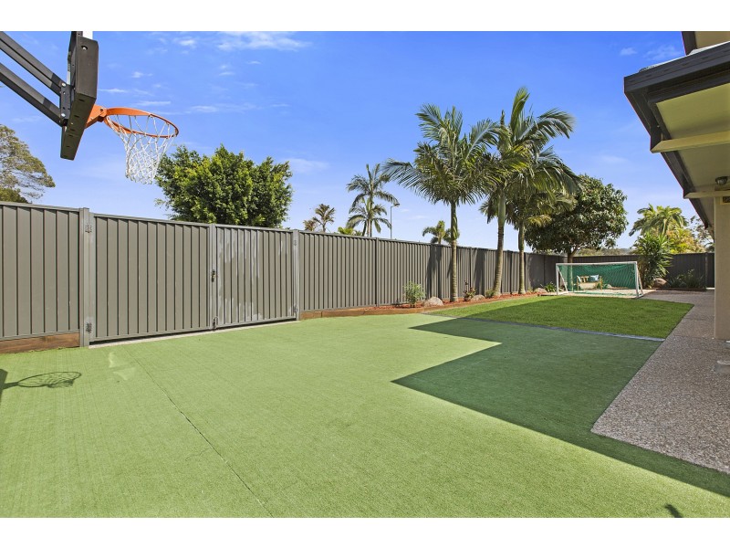 1 Riley Drive, Capalaba QLD 4157