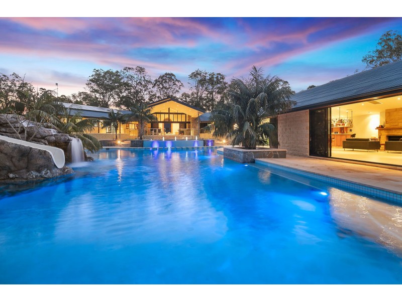 57 Double Jump Road, Redland Bay QLD 4165