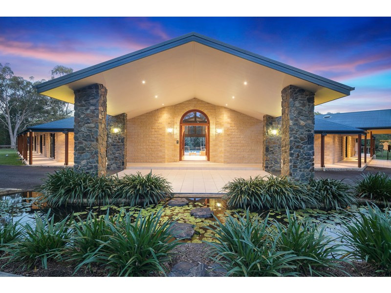 57 Double Jump Road, Redland Bay QLD 4165