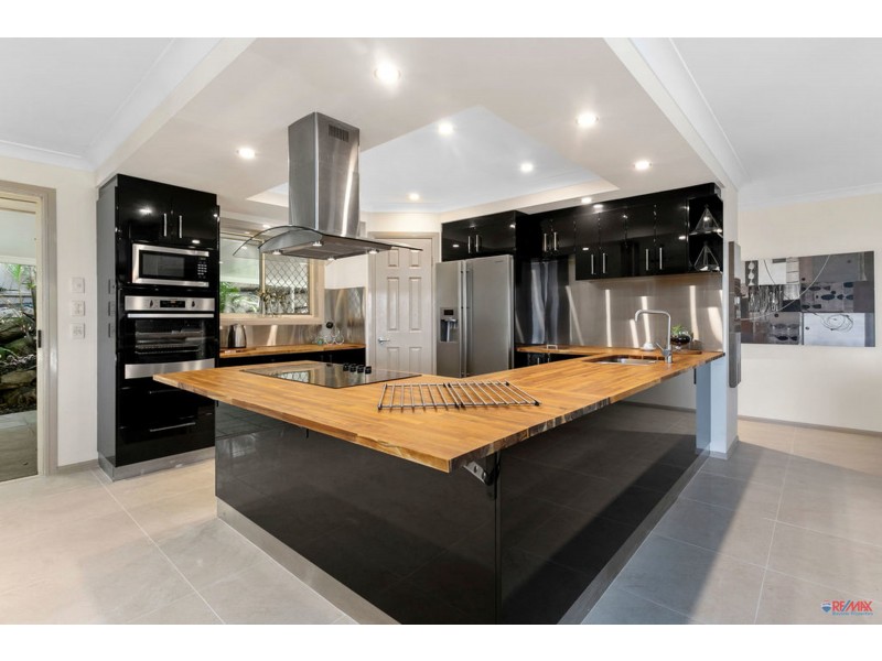 10 Archer Place, Wellington Point QLD 4160