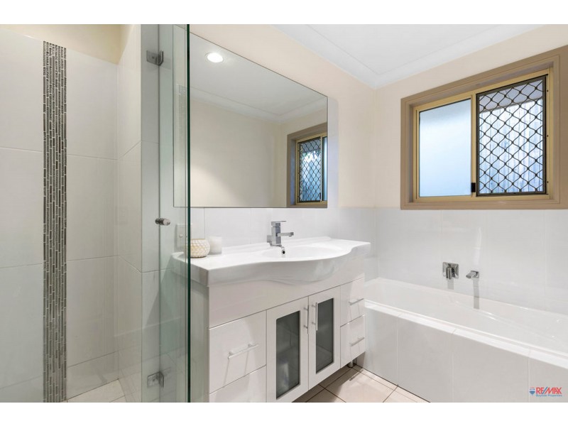 10 Archer Place, Wellington Point QLD 4160