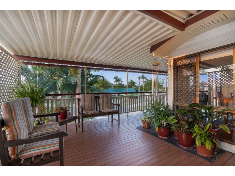 5 Moloii Cresent, Birkdale QLD 4159