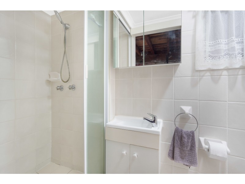 5 Moloii Cresent, Birkdale QLD 4159