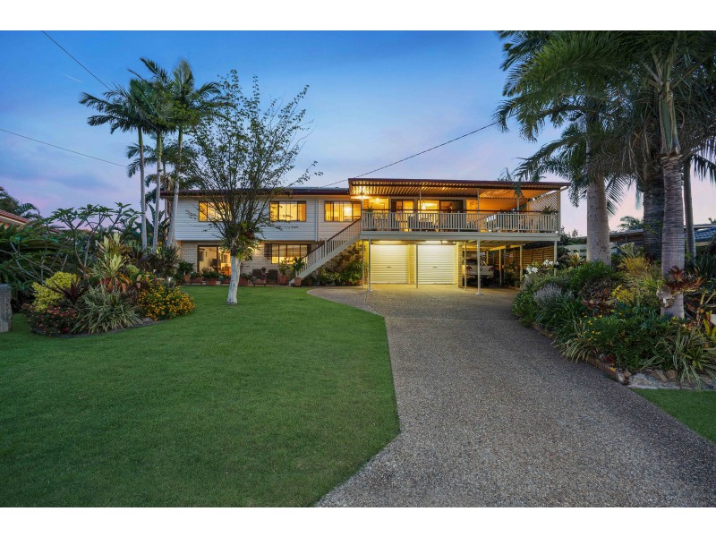 5 Moloii Cresent, Birkdale QLD 4159