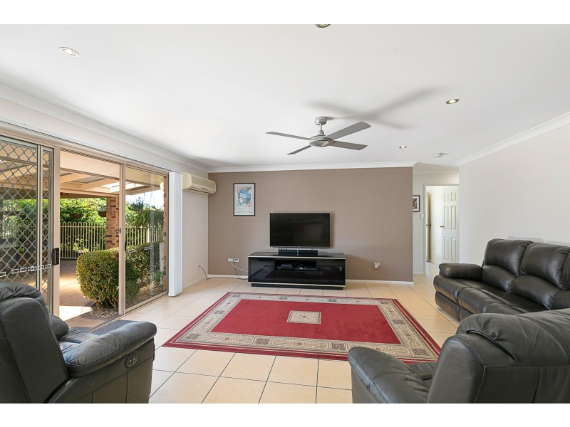 19 Swallow St, Thornlands QLD 4164