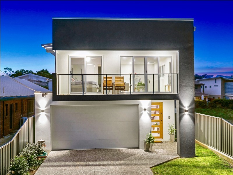 12 Water Street, Cleveland QLD 4163