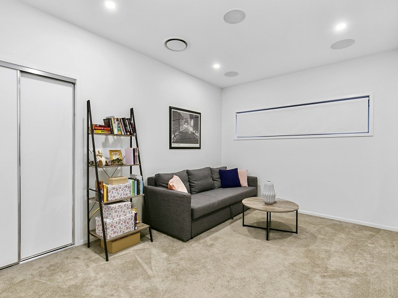 12 Water Street, Cleveland QLD 4163