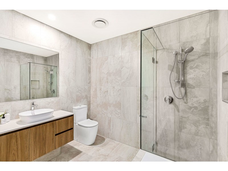 347 Main Rd, Wellington Point QLD 4160