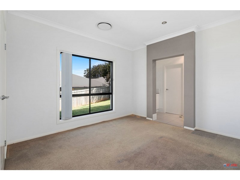 17 Cypress Street, Redland Bay QLD 4165