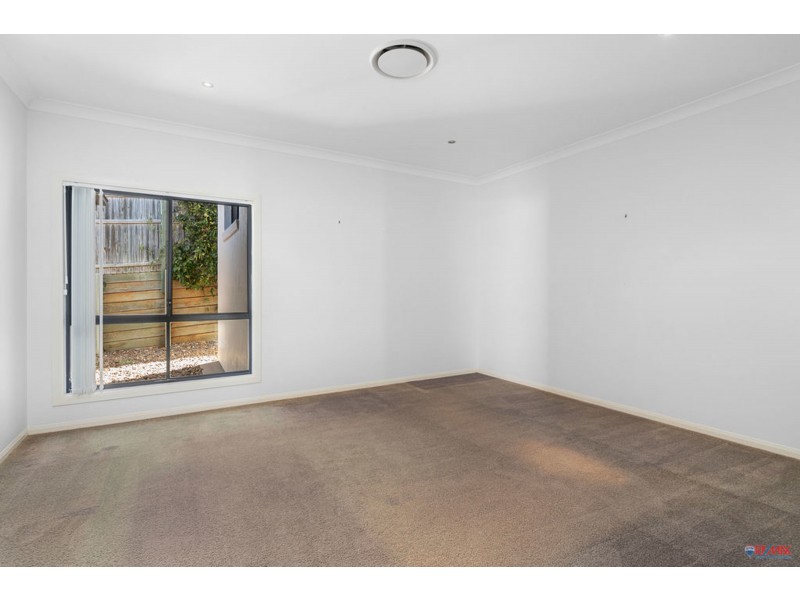 17 Cypress Street, Redland Bay QLD 4165