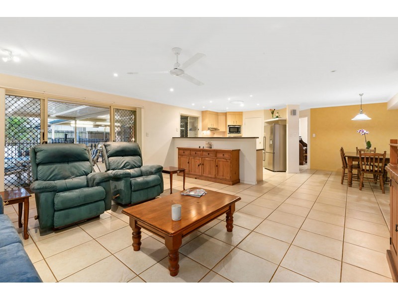 59 Bedarra Street, Redland Bay QLD 4165